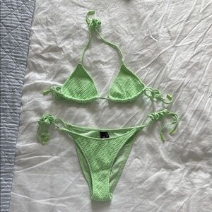 Triangl Green Textured Bikini Set